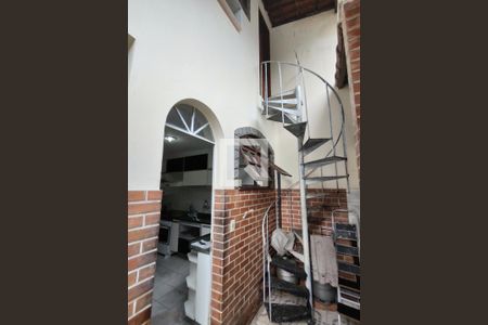 Casa à venda com 548m², 8 quartos e 2 vagasQuarto de Serviço