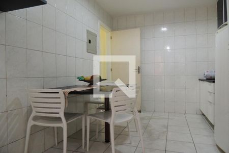 Casa à venda com 548m², 8 quartos e 2 vagasCozinha - Armários