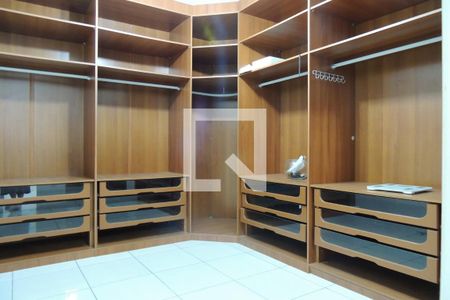 Casa à venda com 548m², 8 quartos e 2 vagasGloset da Suíte 8