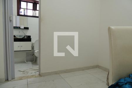 Casa à venda com 548m², 8 quartos e 2 vagasCloset do quarto 2