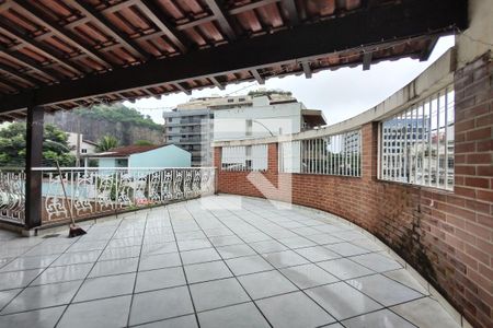 Casa à venda com 548m², 8 quartos e 2 vagasVaranda do segundo pavimento 