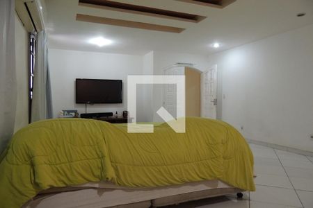 Casa à venda com 548m², 8 quartos e 2 vagasQuarto Suíte 4