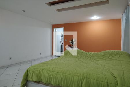 Casa à venda com 548m², 8 quartos e 2 vagasQuarto Suíte 4