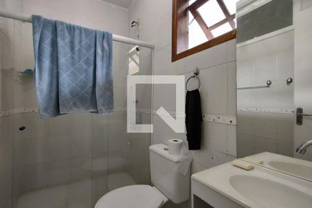 Casa à venda com 548m², 8 quartos e 2 vagasBanheiro da Suíte 1