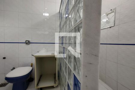 Casa à venda com 548m², 8 quartos e 2 vagasBanheiro da Suíte 8