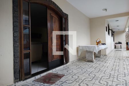 Casa à venda com 548m², 8 quartos e 2 vagasVaranda do primeiro  pavimento 