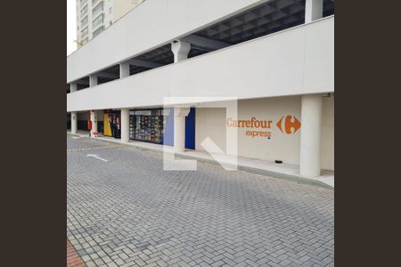 Apartamento à venda com 155m², 4 quartos e 3 vagasÁrea comum - Mercado