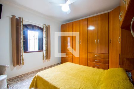 Casa à venda com 199m², 5 quartos e 3 vagasCasa 1 - Quarto 3