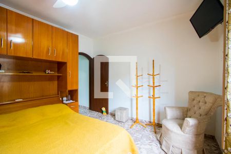 Casa à venda com 199m², 5 quartos e 3 vagasCasa 1 - Quarto 3