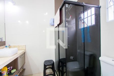 Casa à venda com 199m², 5 quartos e 3 vagasCasa 2 - Banheiro