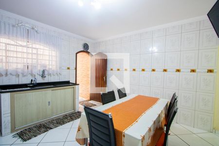 Casa à venda com 199m², 5 quartos e 3 vagasCasa 1 - Cozinha