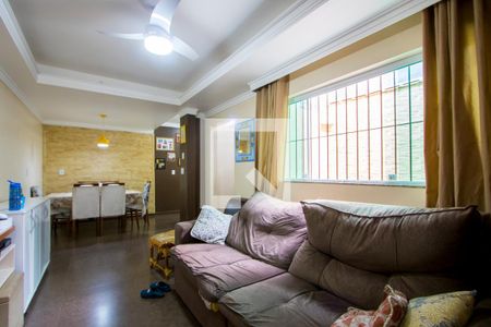 Casa à venda com 199m², 5 quartos e 3 vagasCasa 2 - Sala