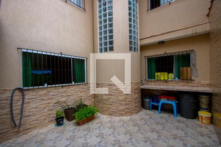 Casa à venda com 199m², 5 quartos e 3 vagasÁrea de serviço/Quintal