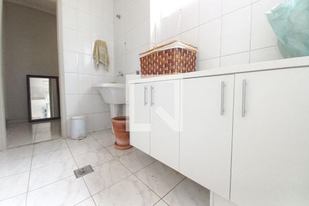 Apartamento à venda com 143m², 3 quartos e 1 vagaÁrea de Serviço