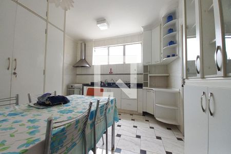 Apartamento à venda com 143m², 3 quartos e 1 vagaCozinha