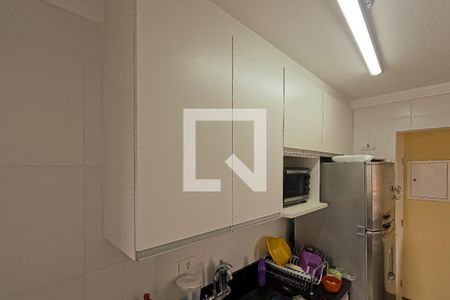Apartamento à venda com 48m², 2 quartos e 1 vaga Apartamento à venda com 48m², 2 quartos e 1 vagaCozinha e Área de Serviço