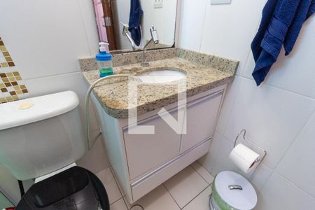 Casa à venda com 84m², 3 quartos e 2 vagasBanheiro da Suíte
