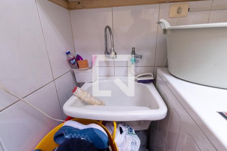 Casa à venda com 84m², 3 quartos e 2 vagasLavanderia