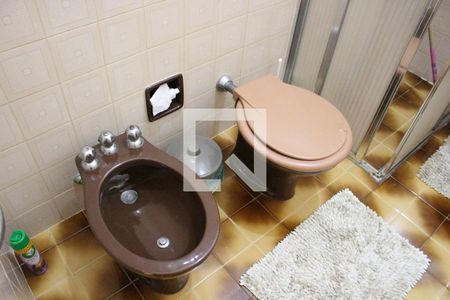 Casa à venda com 104m², 2 quartos e 1 vagaBanheiro