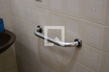 Casa à venda com 104m², 2 quartos e 1 vagaBanheiro