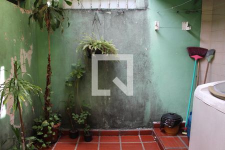 Casa à venda com 104m², 2 quartos e 1 vagaÁrea de Serviço