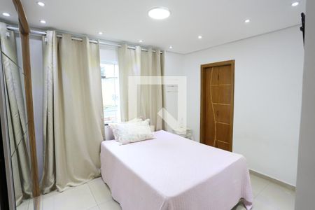 Casa à venda com 250m², 3 quartos e 2 vagasSuíte 1