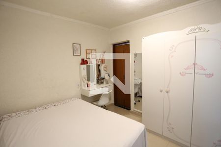 Casa à venda com 250m², 3 quartos e 2 vagasSuíte 2