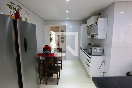 Casa à venda com 250m², 3 quartos e 2 vagasCozinha