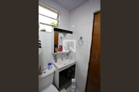 Casa à venda com 250m², 3 quartos e 2 vagasBanheiro da Suíte 2