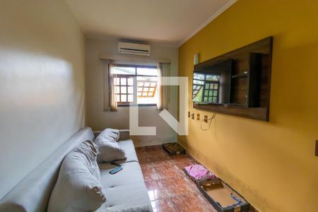 Sala de casa à venda com 3 quartos, 400m² em Vila M Genoveva, Jundiaí