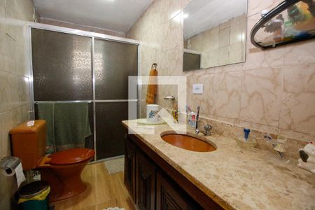 Casa à venda com 110m², 3 quartos e 2 vagasBanheiro