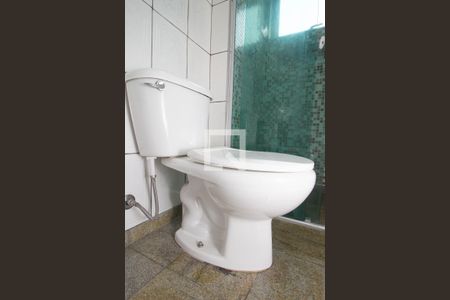 Apartamento para alugar com 53m², 2 quartos e 1 vaga Apartamento para alugar com 53m², 2 quartos e 1 vagaBanheiro