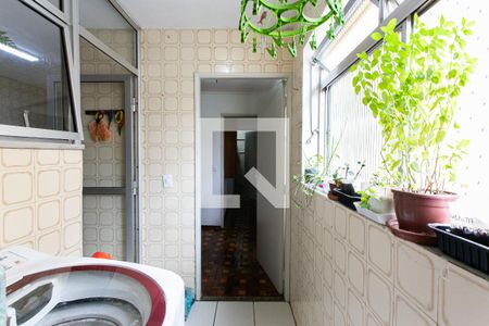 Apartamento à venda com 72m², 3 quartos e 1 vagaÁrea de Serviço