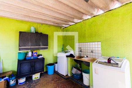 Casa à venda com 360m², 2 quartos e 6 vagas Casa à venda com 360m², 2 quartos e 6 vagasÁrea de Serviço