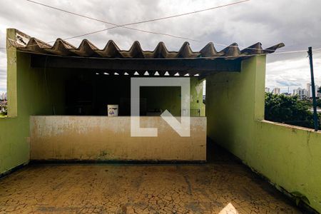 Casa à venda com 360m², 2 quartos e 6 vagas Casa à venda com 360m², 2 quartos e 6 vagasÁrea de Serviço