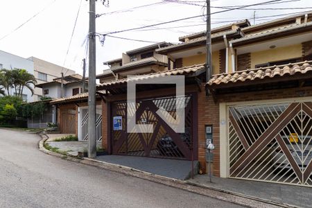 Casa à venda com 150m², 3 quartos e 2 vagasFachada