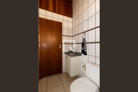 Casa à venda com 150m², 3 quartos e 2 vagasBanheiro da Suíte