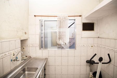 Casa à venda com 125m², 1 quarto e 2 vagas Casa à venda com 125m², 1 quarto e 2 vagasCozinha Casa 1