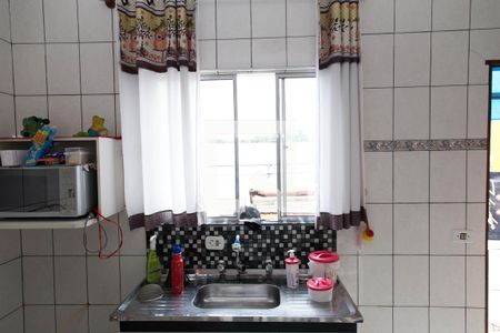 Casa à venda com 125m², 1 quarto e 2 vagas Casa à venda com 125m², 1 quarto e 2 vagasCozinha Casa 2