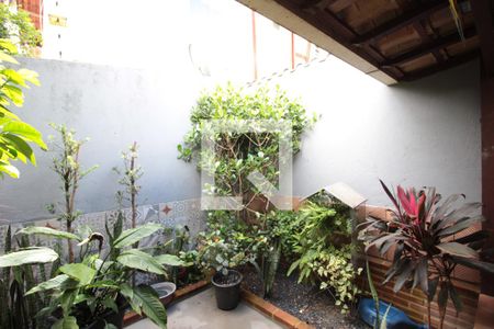 Casa à venda com 118m², 2 quartos e 2 vagasArea de Serviço