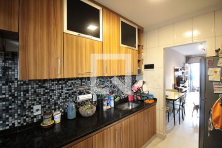Casa à venda com 118m², 2 quartos e 2 vagasCozinha