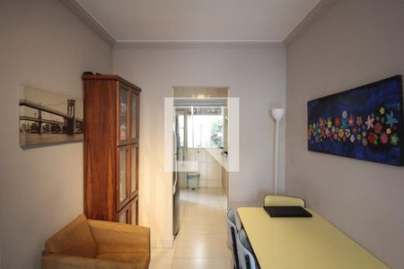 Sala de casa à venda com 2 quartos, 118m² em Santa Amelia, Belo Horizonte