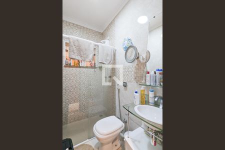 Casa à venda com 150m², 2 quartos e 2 vagasBanheiro da suíte 