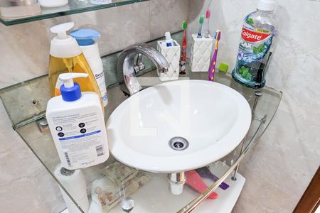 Casa à venda com 150m², 2 quartos e 2 vagasBanheiro da suíte 