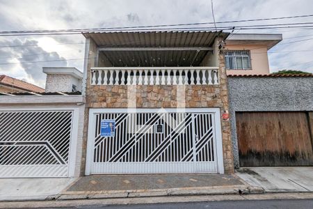 Casa à venda com 150m², 2 quartos e 2 vagasFachada 