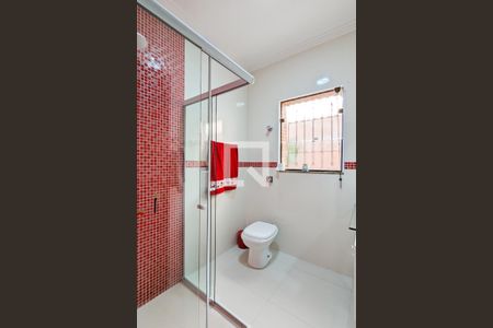 Casa à venda com 150m², 2 quartos e 2 vagasBanheiro 