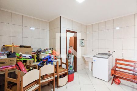 Casa à venda com 150m², 2 quartos e 2 vagasÁrea de serviço e churrasqueira 