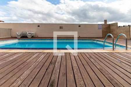 Apartamento à venda com 65m², 2 quartos e 1 vagaÁrea comum - Piscina