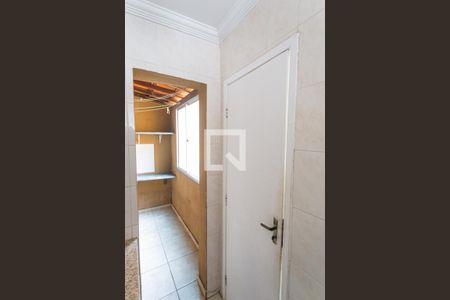 Apartamento à venda com 105m², 2 quartos e 1 vaga Apartamento à venda com 105m², 2 quartos e 1 vagaBanheiro Social 2