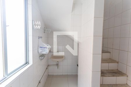 Apartamento à venda com 105m², 2 quartos e 1 vaga Apartamento à venda com 105m², 2 quartos e 1 vagaÁrea de Serviço 1